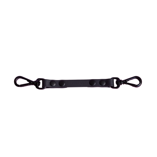 Czarny łącznik Bueno DOG 13 mm z dwoma aluminiowymi karabińczykami