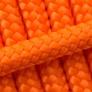 Lina PPM Neon Orange w intensywnym pomarańczowym kolorze, zbliżenie splotu